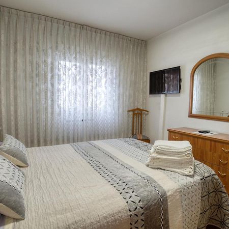 Apartamento Muy Amplio, Con Wifi Y A 12 Minutos Del Centro 希洪 外观 照片